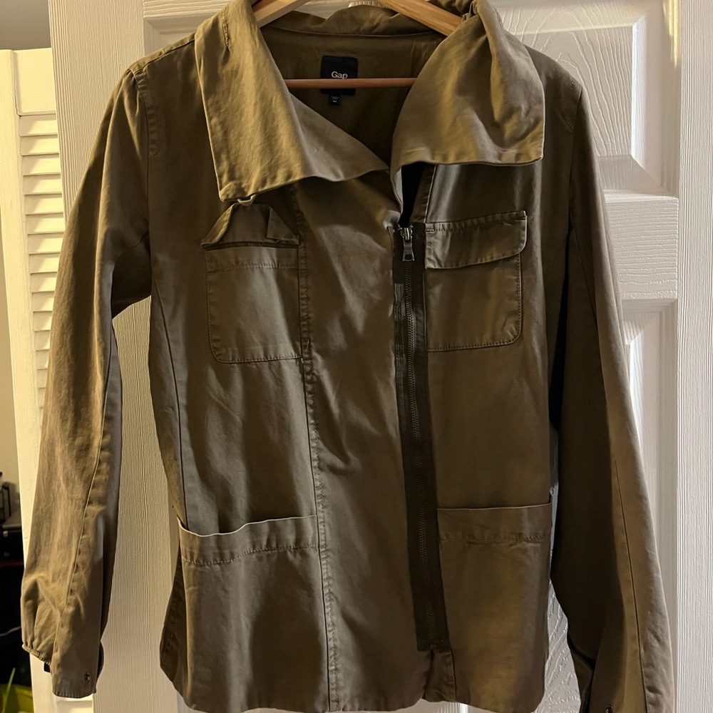 GAP Utility Jacket in Olive